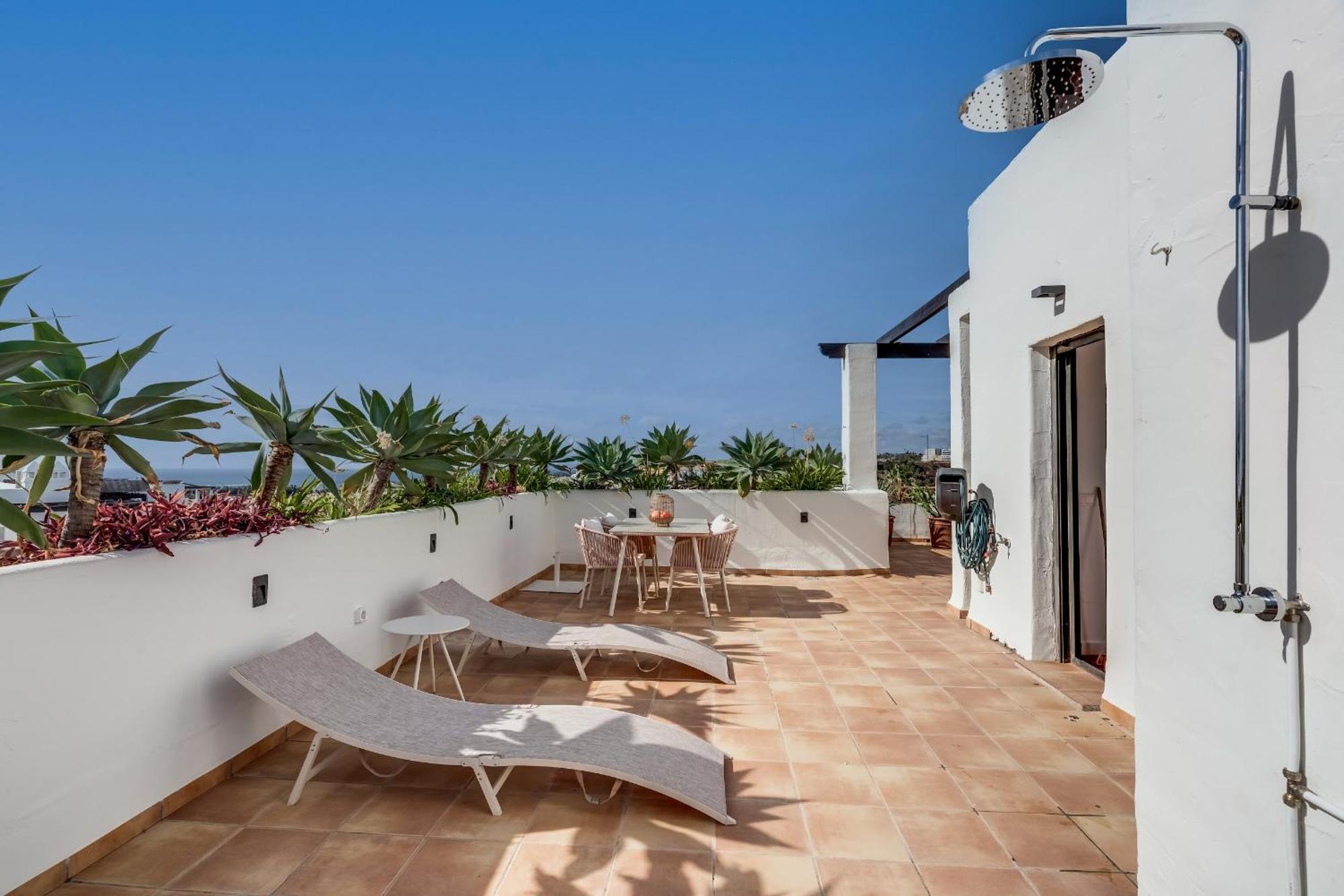 Prachtig Penthouse Met Jacuzzi Estepona Exterior foto