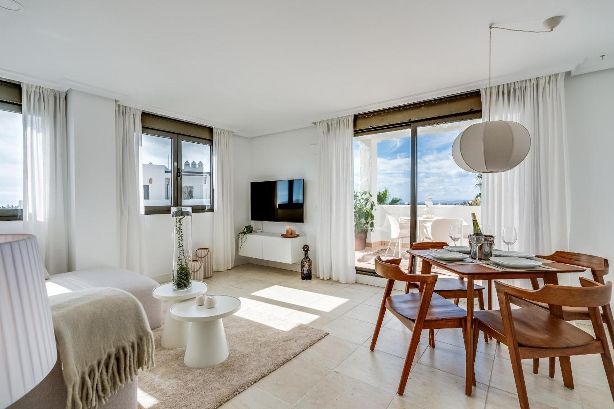 Prachtig Penthouse Met Jacuzzi Estepona Exterior foto